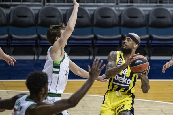 Ataşehir’de Fenerbahçe şov