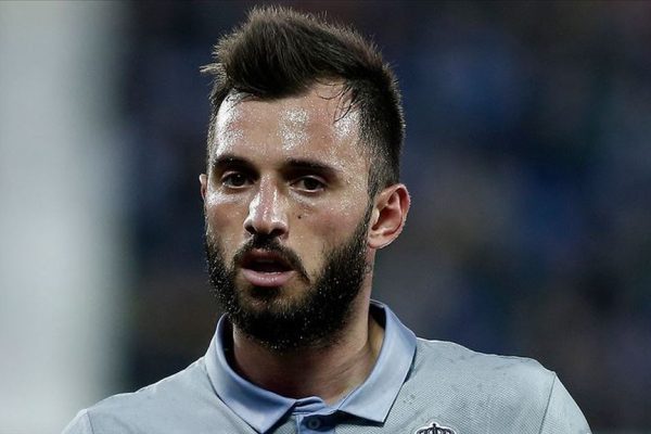 Emre Çolak,”Benim gönlüm Galatasaray’dan yana” dedi kadro dışı bırakıldı