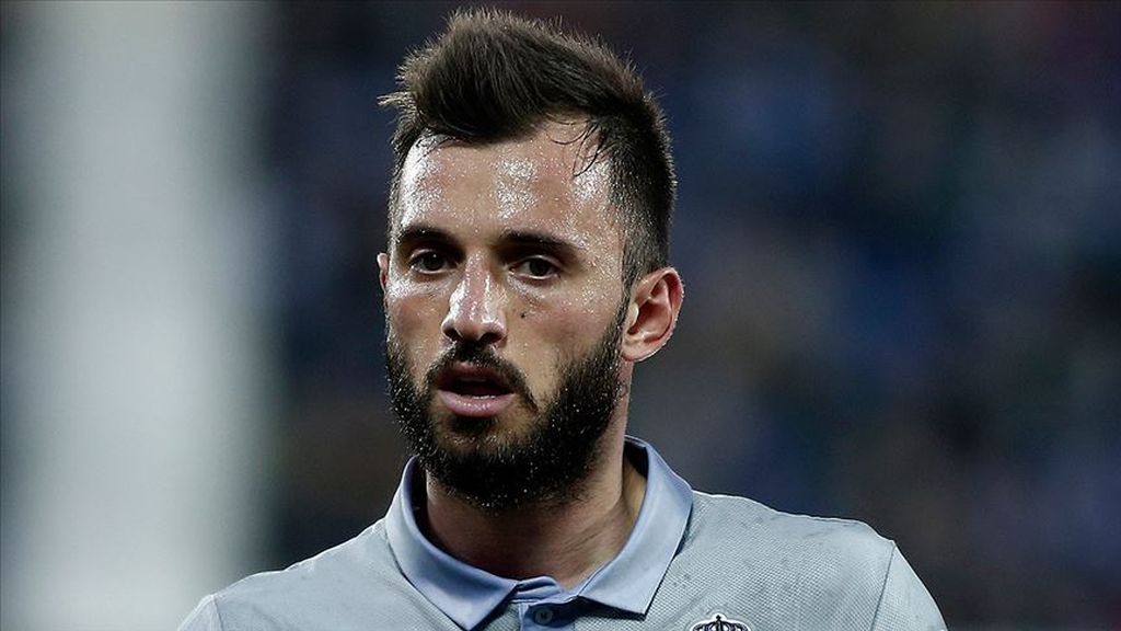 Emre Çolak,”Benim gönlüm Galatasaray’dan yana” dedi kadro dışı bırakıldı
