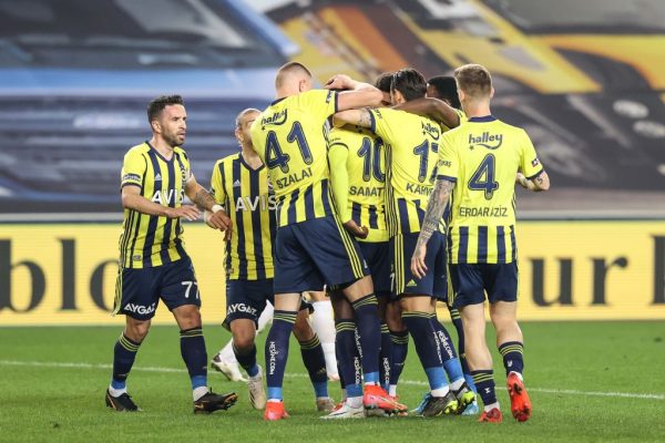 Fenerbahçe, sahasında 65 gün sonra kazandı