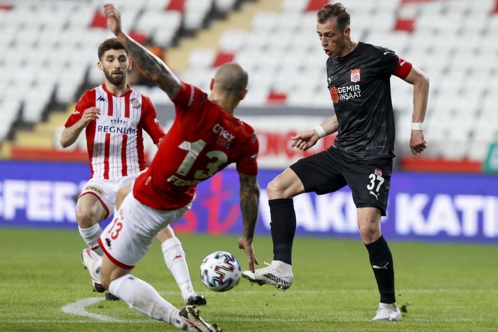 Fraport TAV Antalyaspor: 2 – Demir Grup Sivasspor: 4
