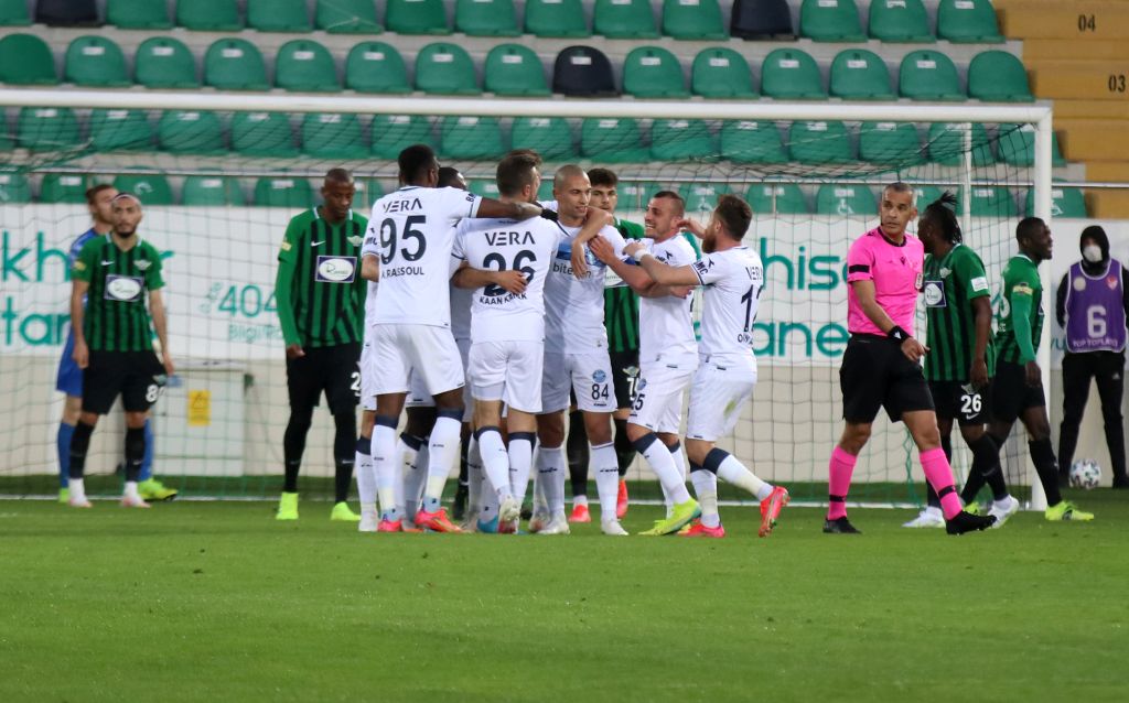 Akhisarspor: 2 – Adana Demirspor: 3