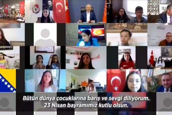 CHP Genel Başkanı Kılıçdaroğlu, 23 Nisan dolayısıyla çocuklarla çevrim içi bayramlaştı