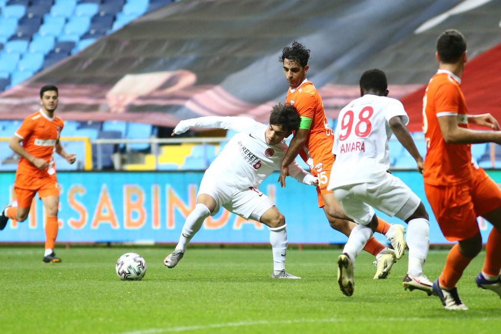 Adanaspor: 0 – Bereket Sigorta Ümraniyespor: 2