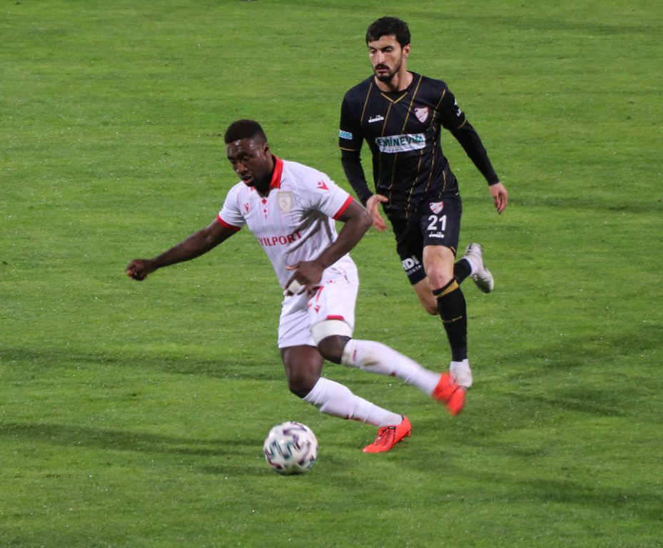 Yılport Samsunspor takipte