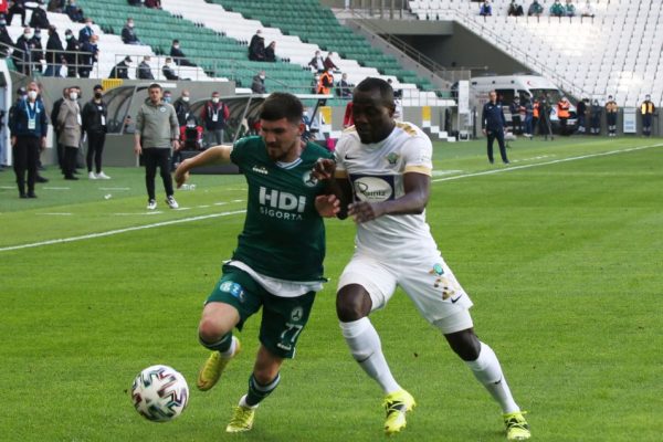 Akhisarspor, TFF 1. Lig’e veda etti