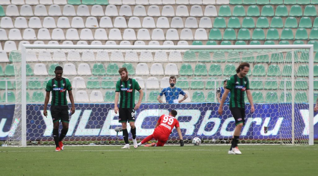 Denizlispor, 4. kez Süper Lig’e veda etti