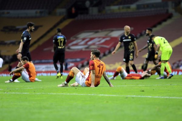 Galatasaray şampiyonluğu averajla kaybetti