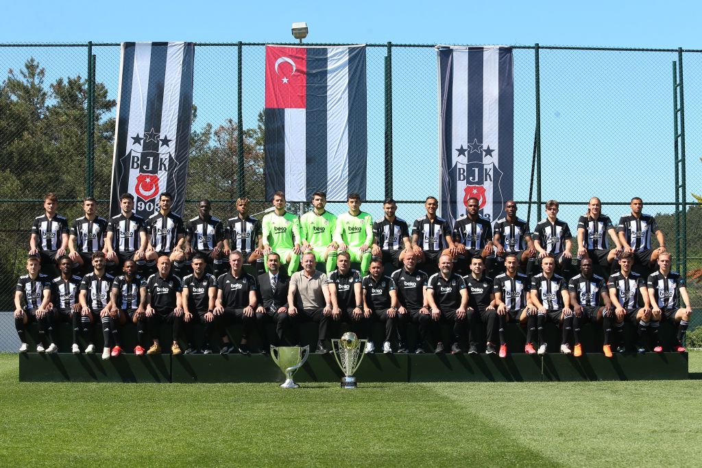 Beşiktaş’tan şampiyonluk posteri