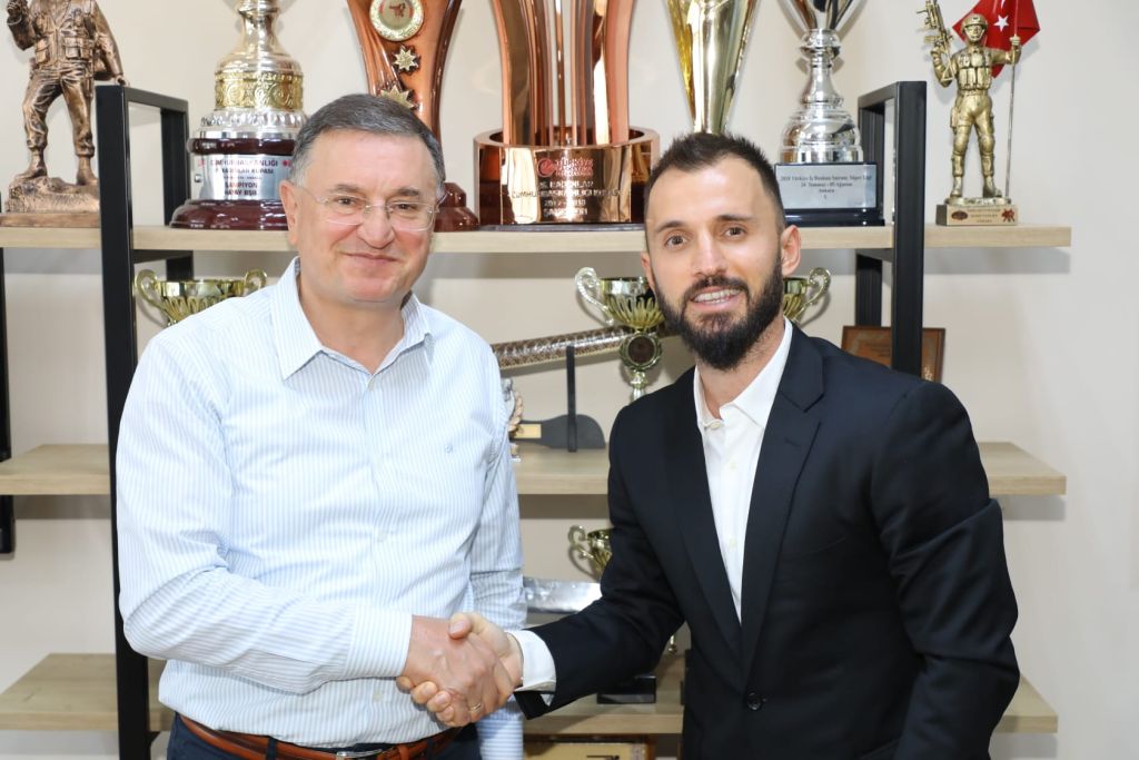 Hatayspor, Emre Çolak’ı transfer etti