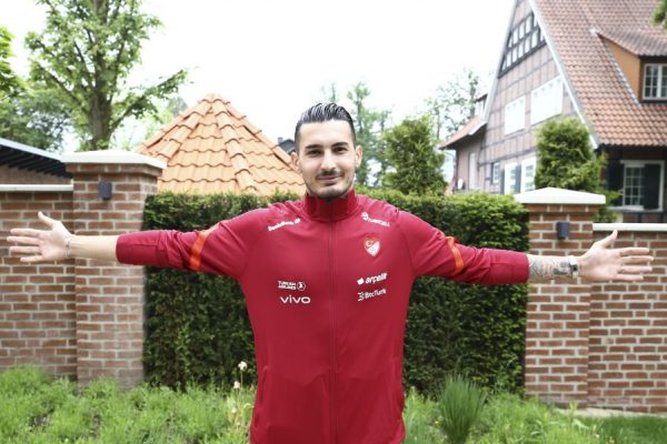 Milli futbolcu Uğurcan Çakır: “İnşallah Avrupa Şampiyonası’nda istediğimiz hedeflere ulaşırız”