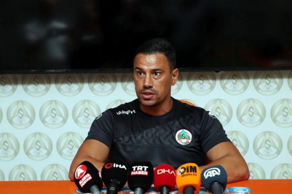 Alanyaspor Teknik Direktörü Çağdaş Atan hedeflerini açıkladı: