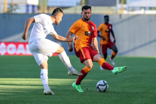 Galatasaray, hazırlık maçında Kasımpaşa’yı 4-2 yendi