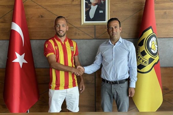 Yeni Malatyaspor, sağ bek Mert Örnek’i transfer etti