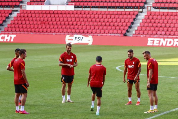 Galatasaray, PSV maçına hazır