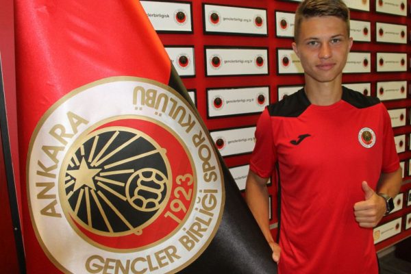 Gençlerbirliği, Ukraynalı Oleksandr Belyaev’i transfer etti