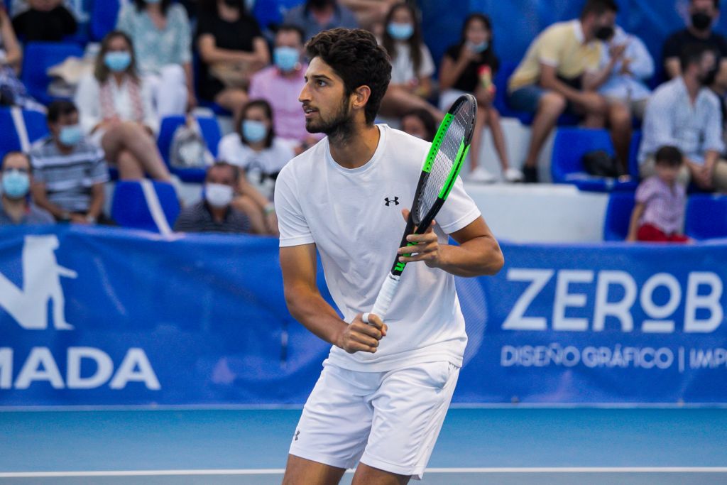 İspanya’daki tarihi tenis maçında kazanan Altuğ Çelikbilek