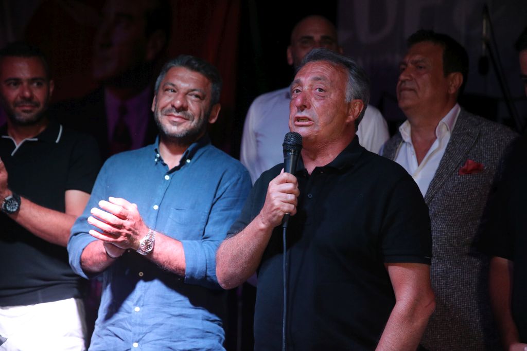 Beşiktaş Kulübü Başkanı Ahmet Nur Çebi: “Transferler gizli yapılır, transfer bittiği gün açıklanır”