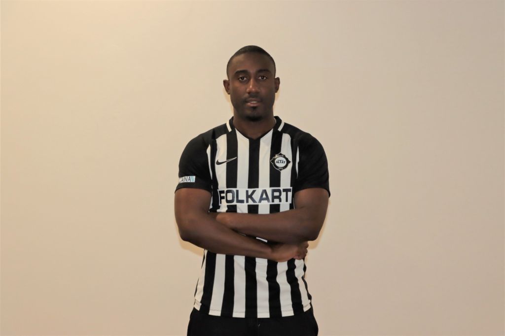 Altay, Fildişi Sahilli futbolcu Serge Arnaud Aka’yı transfer etti