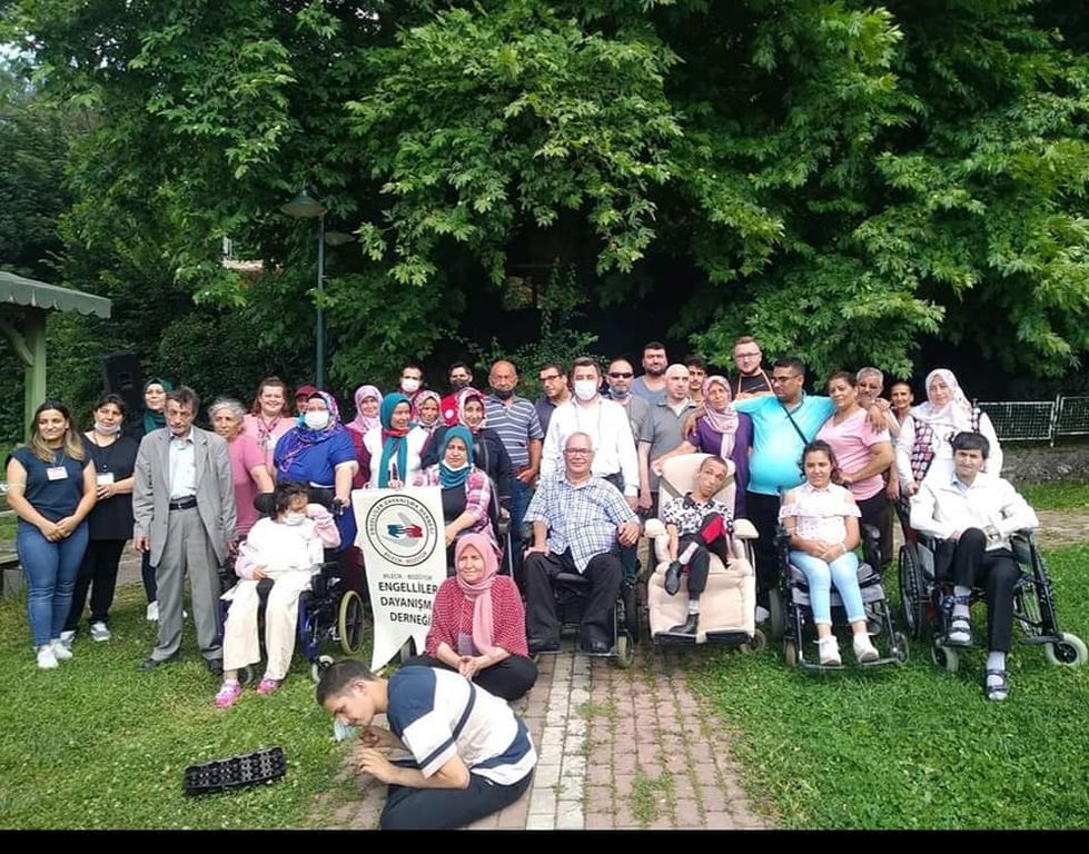 BİLECİK-BOZÜYÜK’ÜN BİR İSMAİL ABİSİ VAR!!!