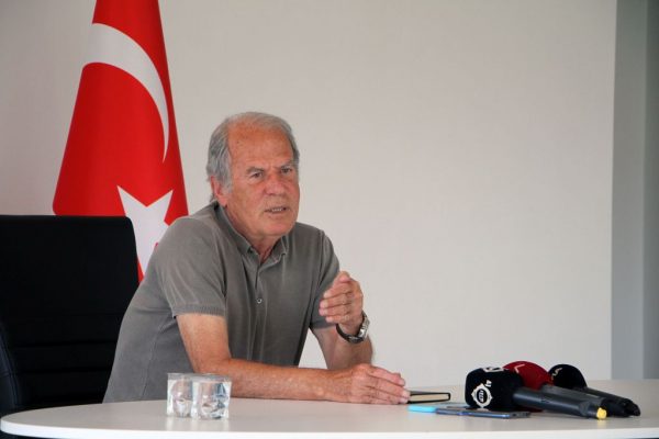 Altay Teknik Direktörü Mustafa Denizi: “Öncelikli hedefimiz bu ligde fark yaratmaktır”