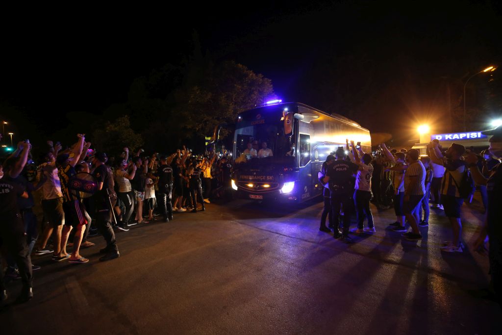 Fenerbahçe kafilesi Adana’da