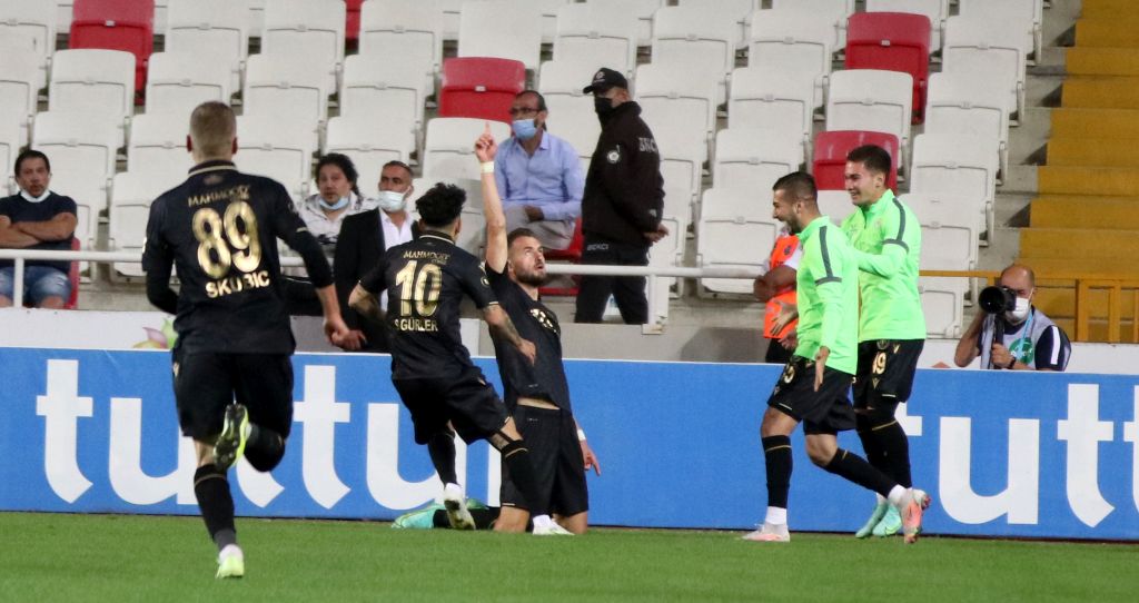 Sivas’a Konya freni !…