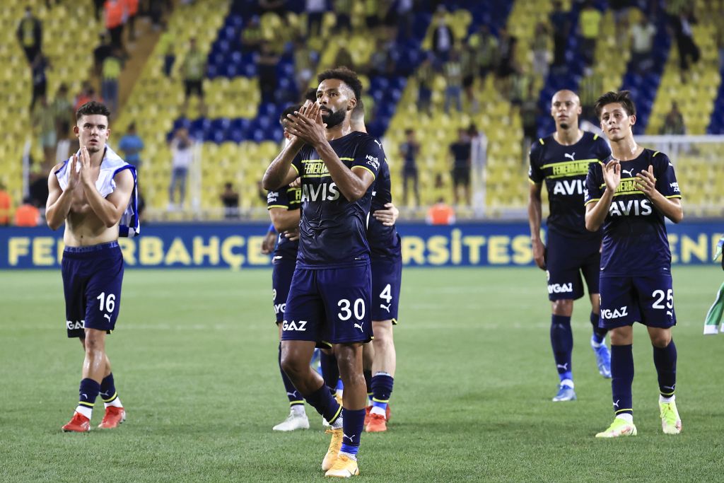 Fener tur avantajını aldı