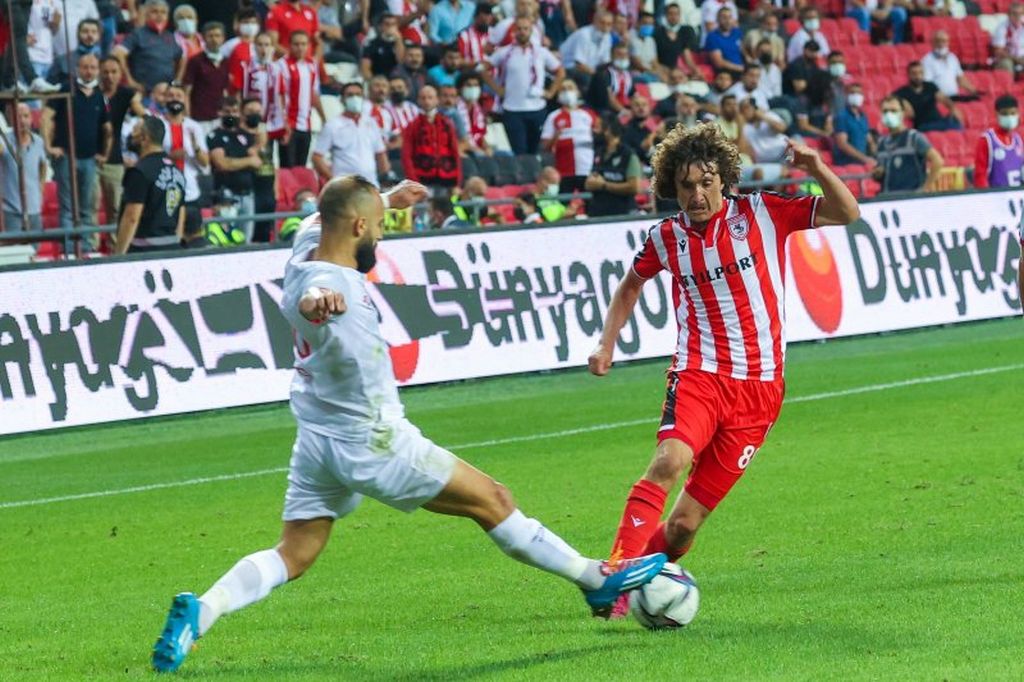 TFF 1. Lig’in 2. haftasında Yılport Samsunspor sahasında Balıkesirspor’u 3-1 yendi