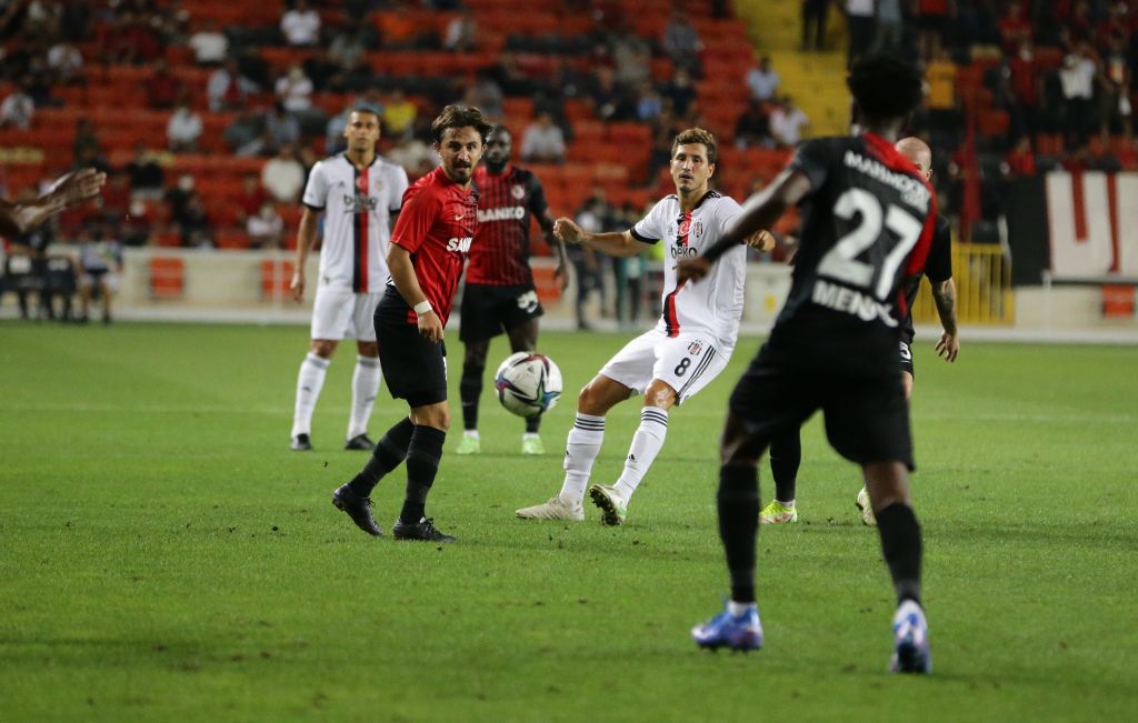 Beşiktaş, Gaziantep’ten bir puanla döndü