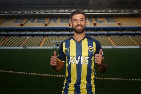 Fenerbahçe, Uruguaylı futbolcu Diego Rossi’yi kadrosuna kattı