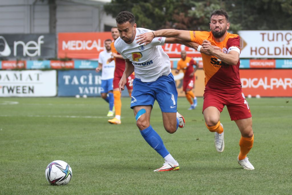 Galatasaray -Farul Constanta: 1-3