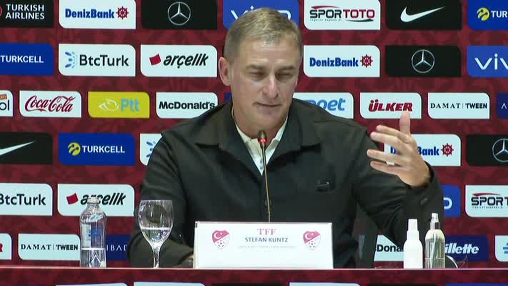 A Milli Futbol Takımı 3 yıllığına Stefan Kuntz’a emanet