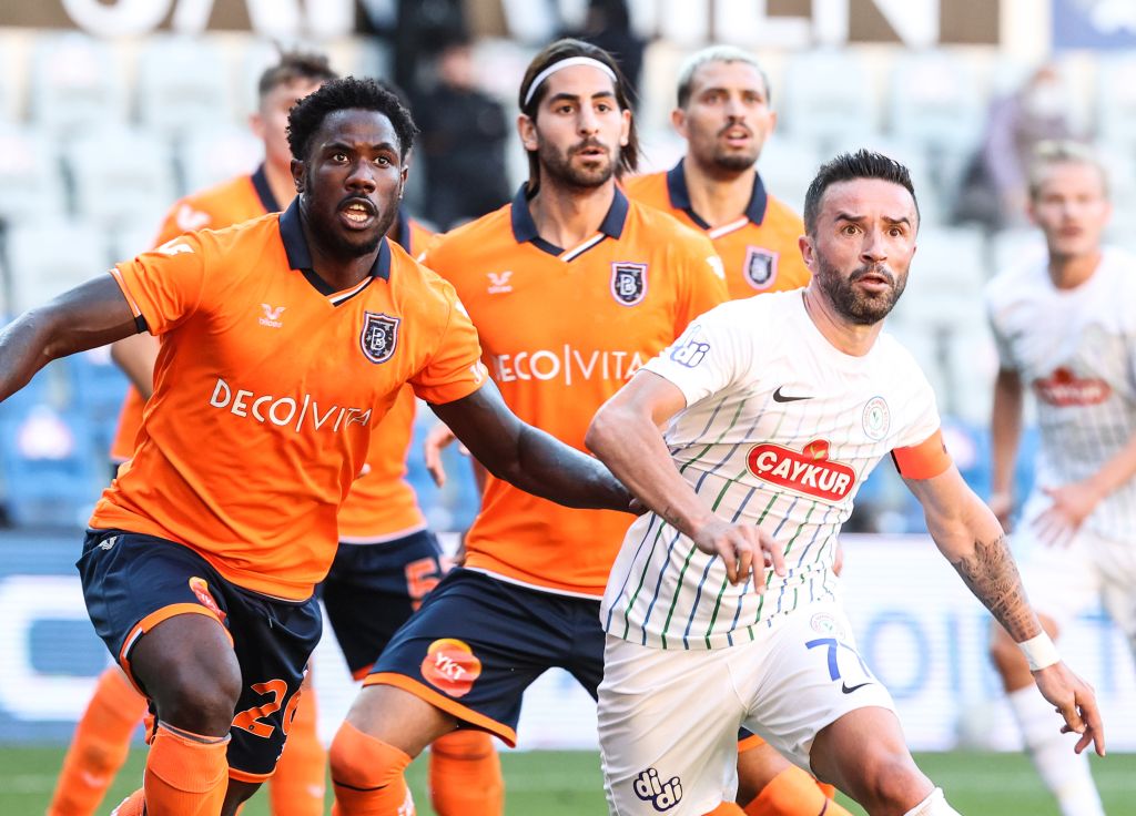 Medipol Başakşehir: 3 – Çaykur Rizespor: 0