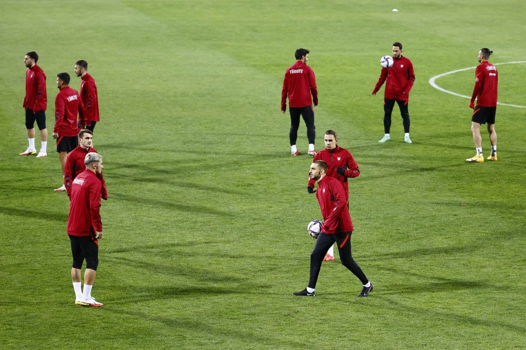 A Milli Futbol Takımı, Letonya maçına hazır