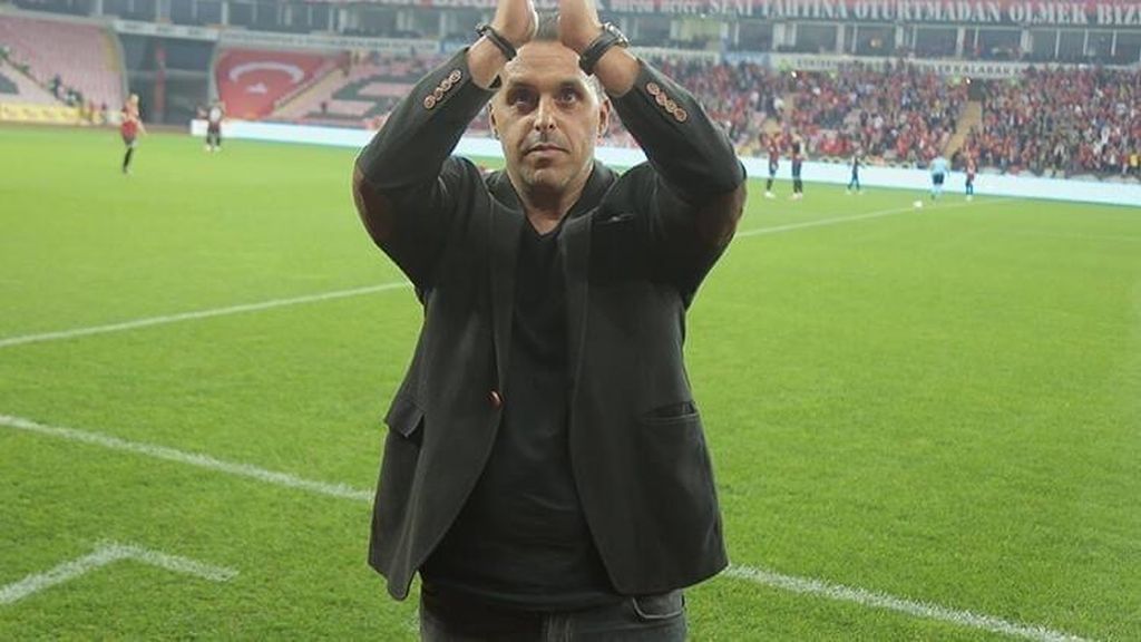 Eskişehirspor’da teknik direktör Cem Karaca ile yollar ayrıldı