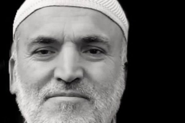 Hasan hoca da koronaya yenildi