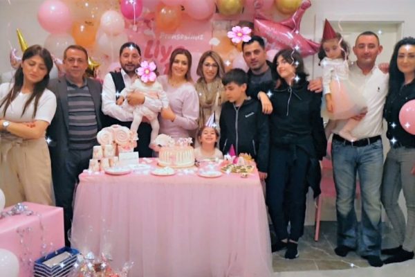 LiYA BEBEK SEVDiKLERİYLE BİRLİKTE YENİ YAŞINA GİRDİ!