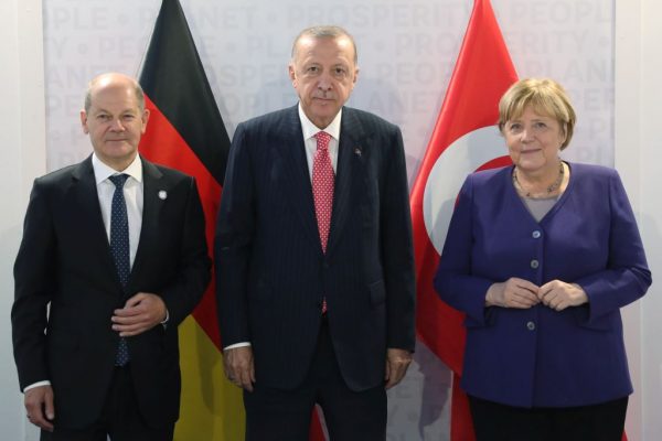 Cumhurbaşkanı Erdoğan, Almanya Başbakanı Merkel’i kabul etti