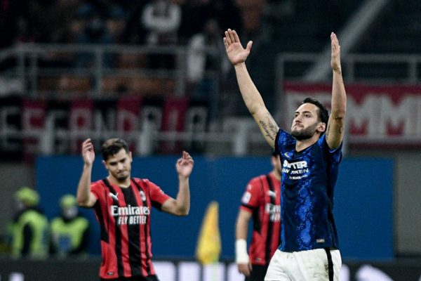 Hakan Çalhanoğlu gol attı, Inter kazandı