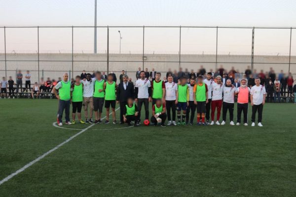 Hataysporlu futbolcular cezaevindeki çocuklarla maç yaptı