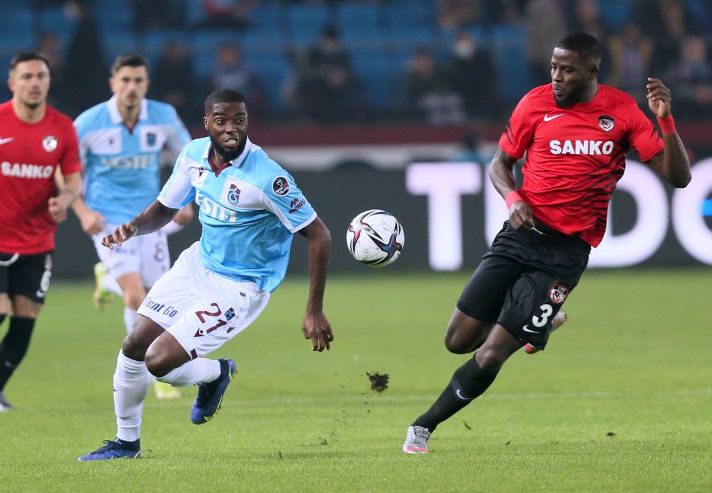 Trabzonspor, namağlup lider olarak yoluna devam ediyor