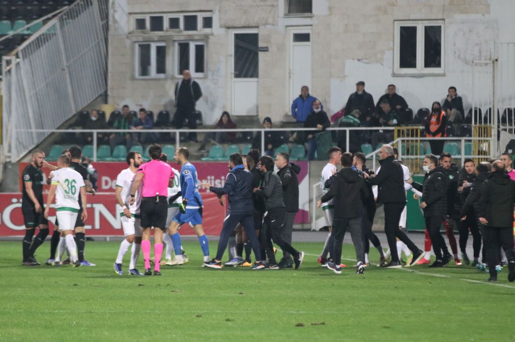 Altaş Denizlispor: 1 – Bursaspor : 3