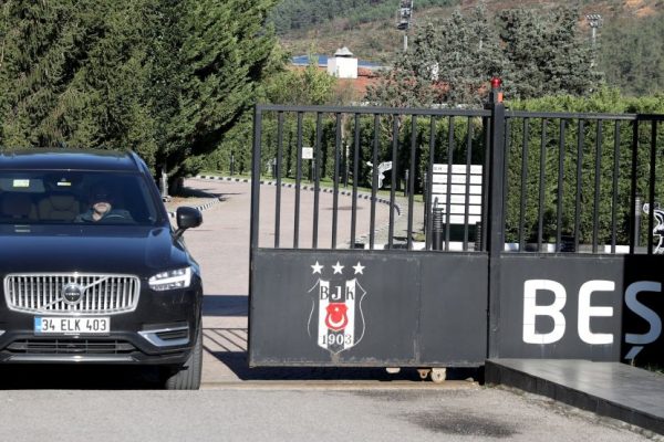 Beşiktaş ile yollarını ayıran Sergen Yalçın, Nevzat Demir Tesisleri’nden ayrıldı