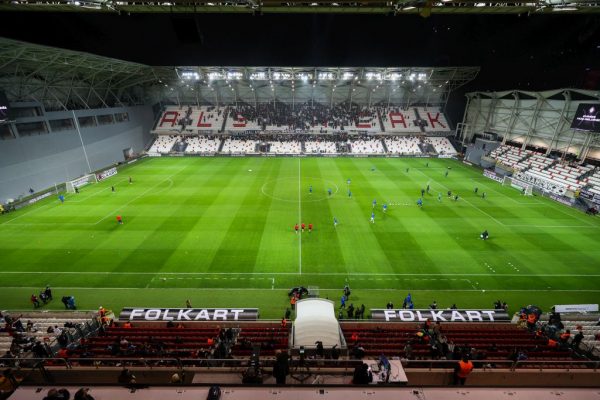 Altay, yeniden yapılan Alsancak Mustafa Denizli Stadı’ndaki ilk maçında Hatayspor’a yenildi