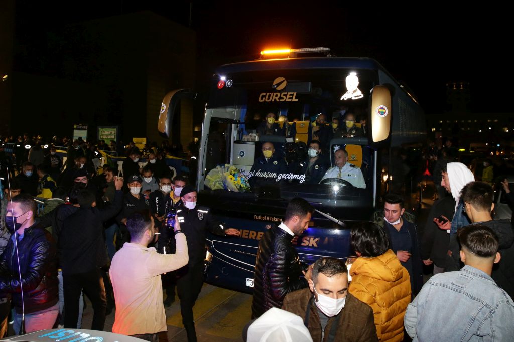 Fenerbahçe kafilesi, Gaziantep’e geldi