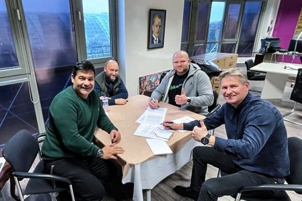 Türk boks kulübü EC BOXİNG’den dev transfer
