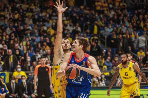 Maccabi Playtika Tel Aviv: 78 – Anadolu Efes: 92