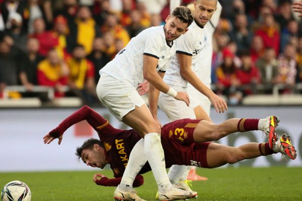 Göztepe ve Adana Demirspor, Süper Lig’de ilk devreyi birer puanla kapattı