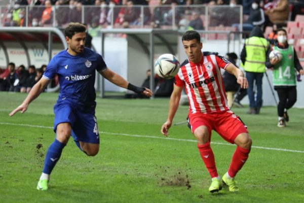 Samsunspor evinde kayıp